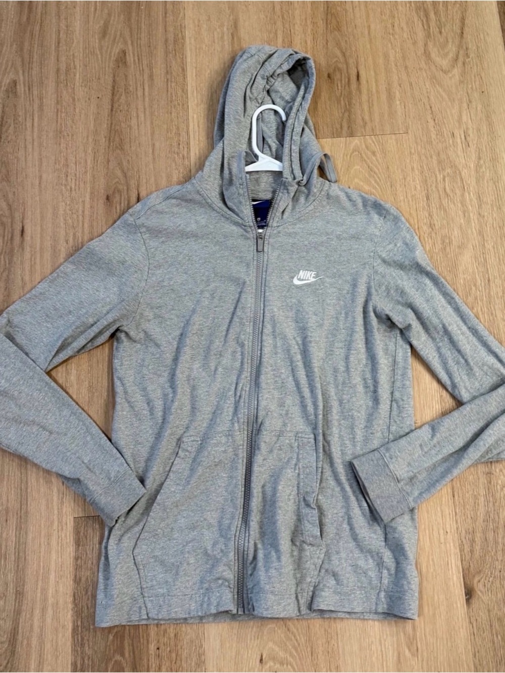 Nike Women’s Light Gray Full-Zip Hooded Jacket Training Gym size Medium